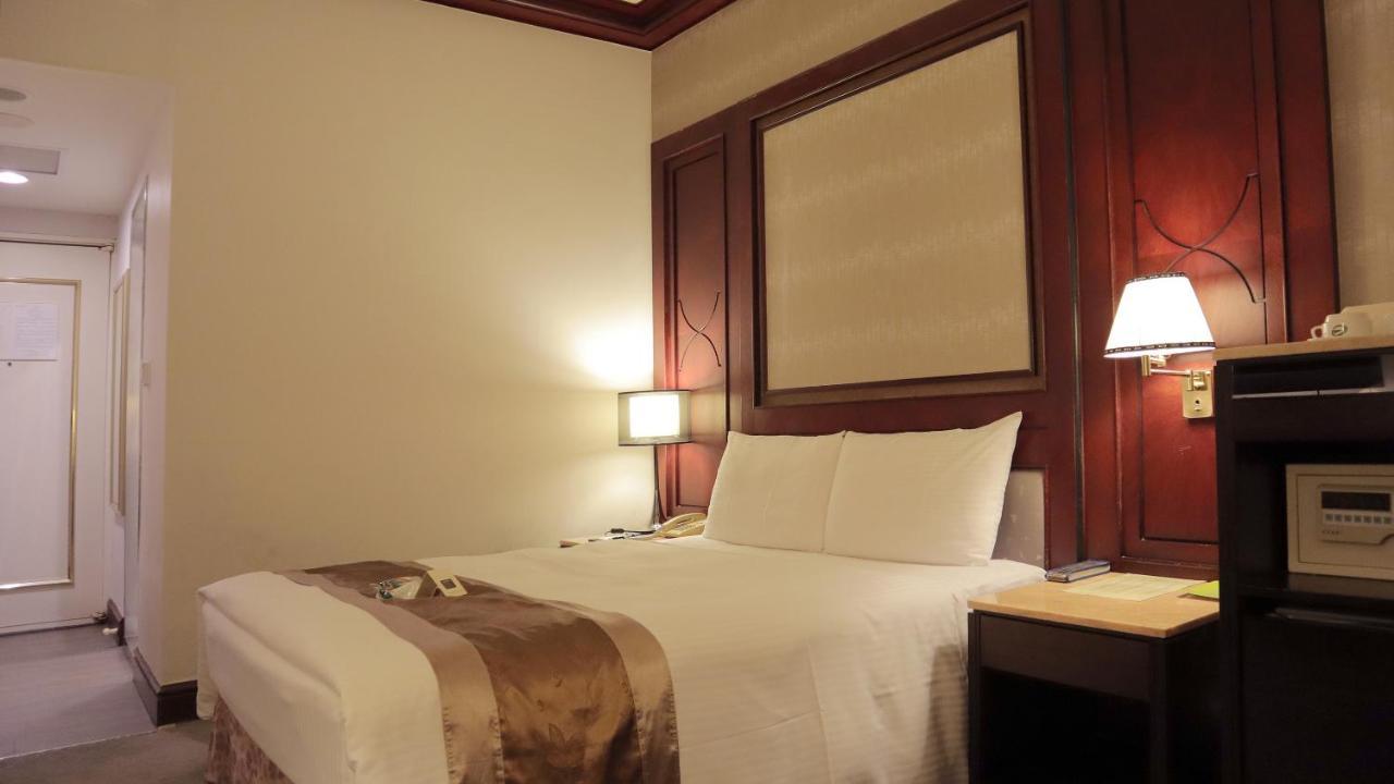 Ho Fong Business Stay Fengyuan Exterior foto