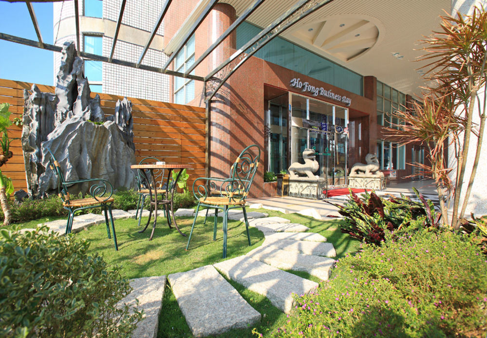 Ho Fong Business Stay Fengyuan Exterior foto